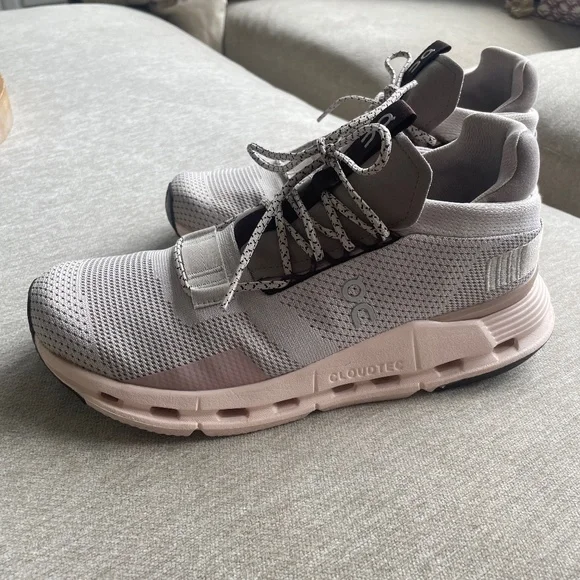 Women’s On Cloud Tennis shoes - Picture 1 of 13